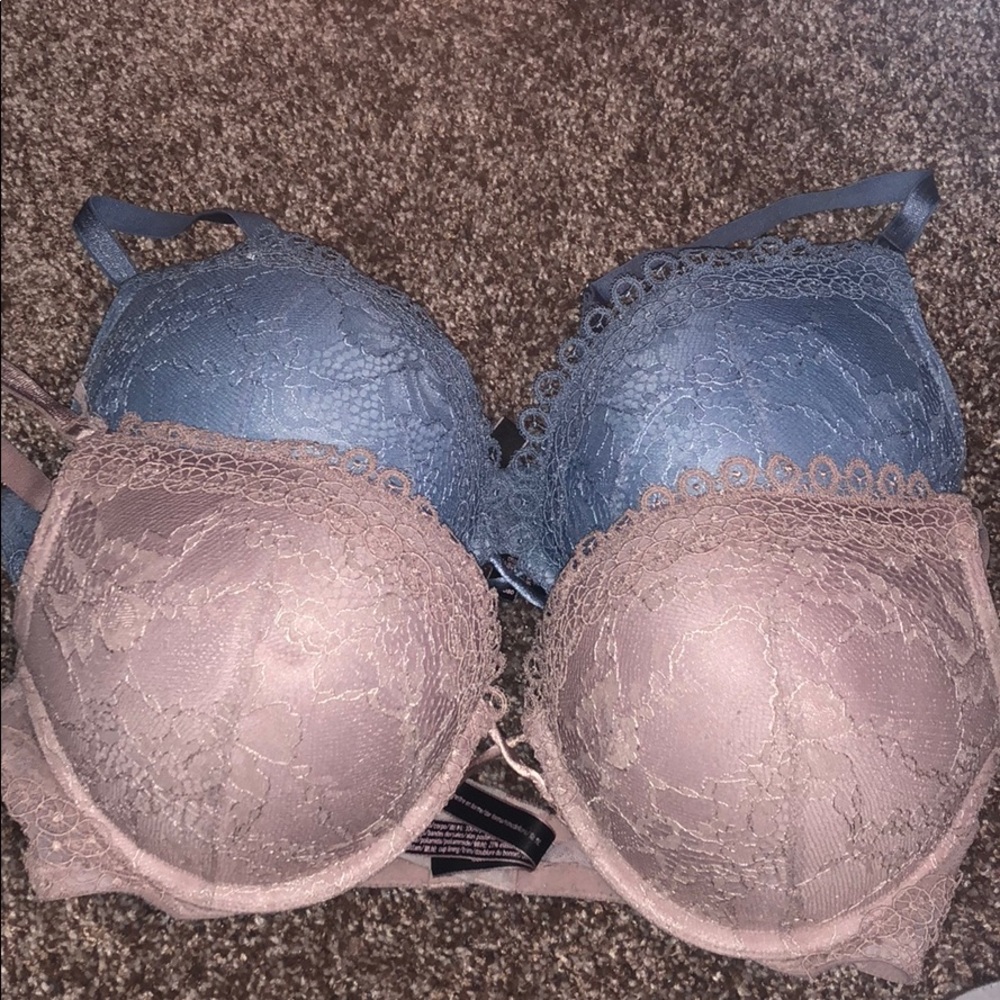 2 bombshell bras